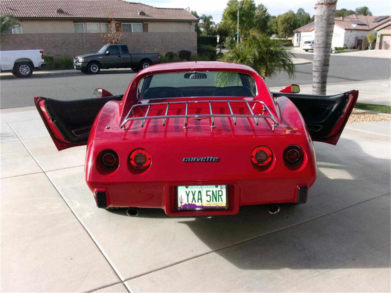 Chevrolet-Corvette-1976-Red-Black-15