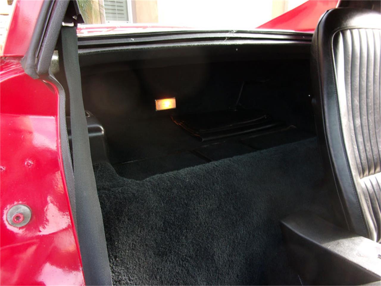 Chevrolet-Corvette-1976-Red-Black-27