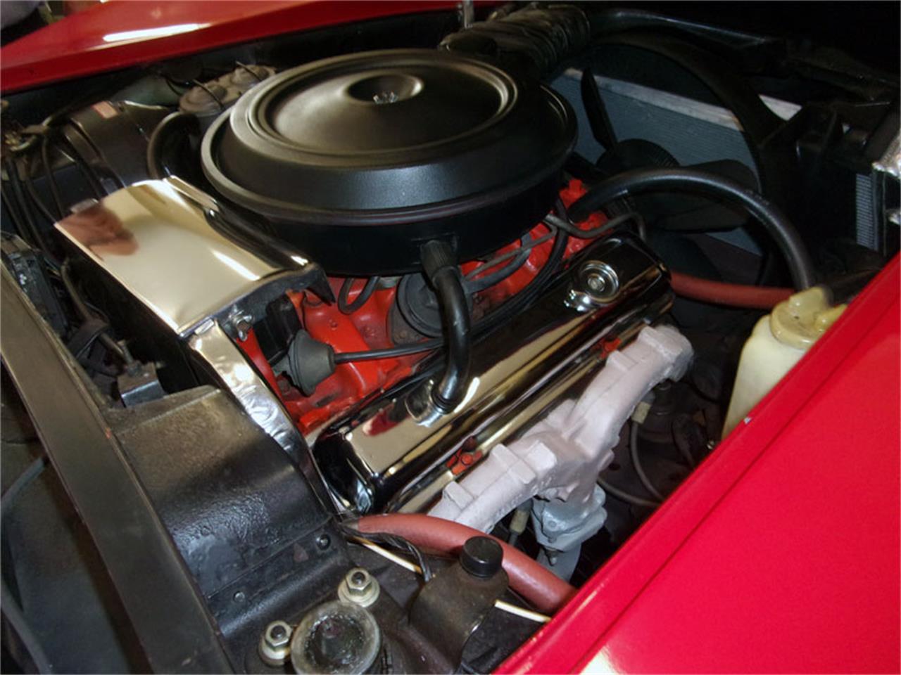 Chevrolet-Corvette-1976-Red-Black-29