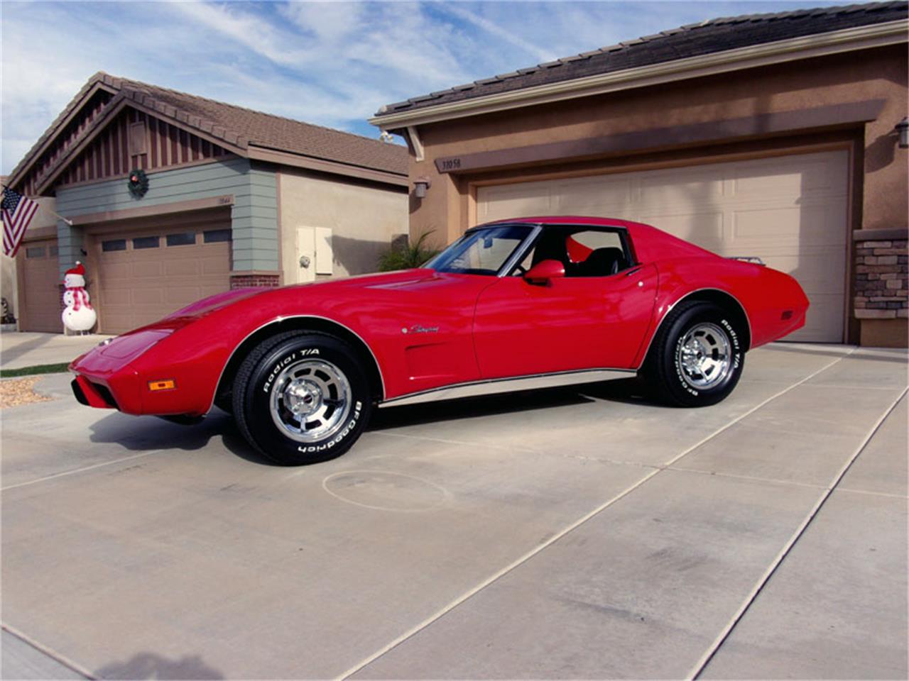 Chevrolet-Corvette-1976-Red-Black-36