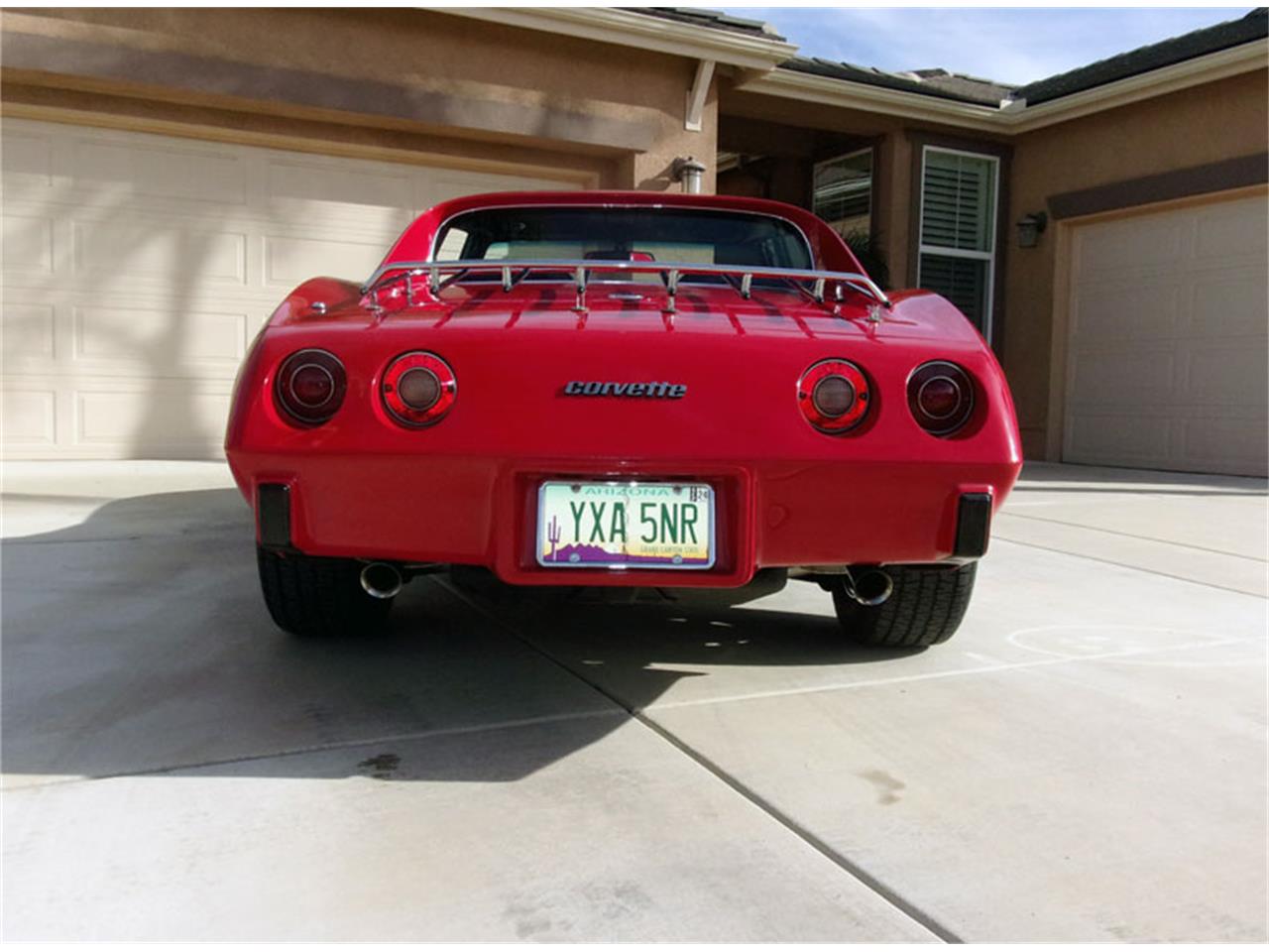 Chevrolet-Corvette-1976-Red-Black-6