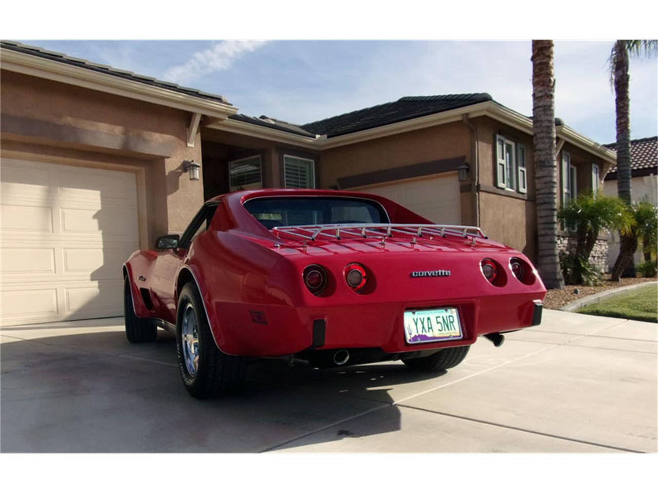 Chevrolet-Corvette-1976-Red-Black-8