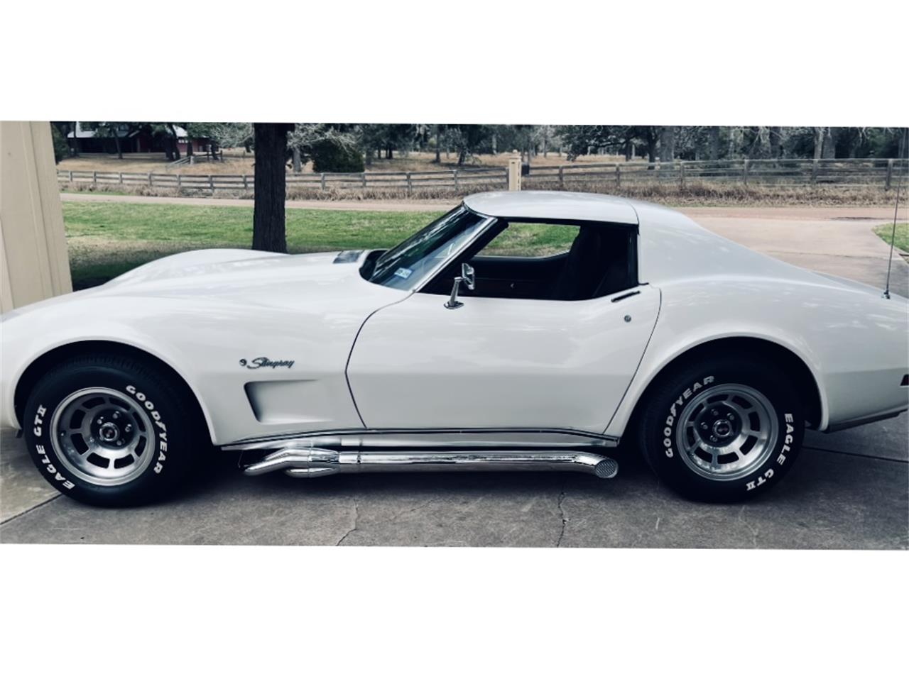 Chevrolet-Corvette-1976-White-Brown-1