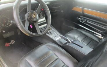 Chevrolet-Corvette-1976-Yellow-Black-5