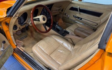 Chevrolet-Corvette-1977-2-Door-13