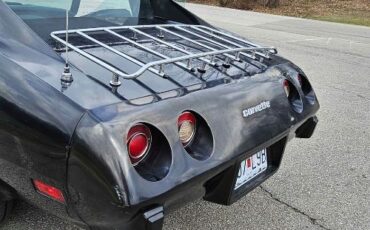Chevrolet-Corvette-1977-Black-1