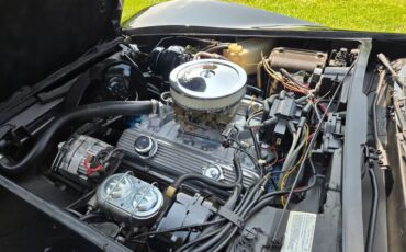 Chevrolet-Corvette-1977-Black-Smoke-11