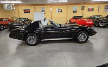 Chevrolet-Corvette-1977-Black-Smoke-35