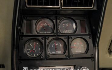 Chevrolet-Corvette-1977-Black-Smoke-Gray-10