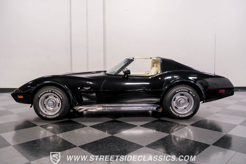 Chevrolet-Corvette-1977-Black-Smoke-Gray-18