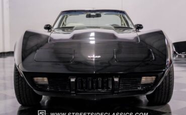 Chevrolet-Corvette-1977-Black-Smoke-Gray-24