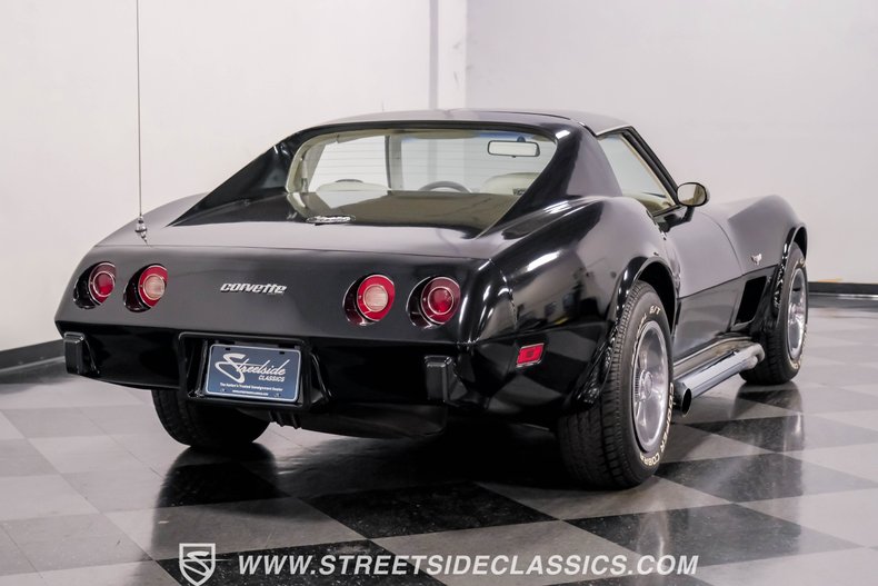 Chevrolet-Corvette-1977-Black-Smoke-Gray-31