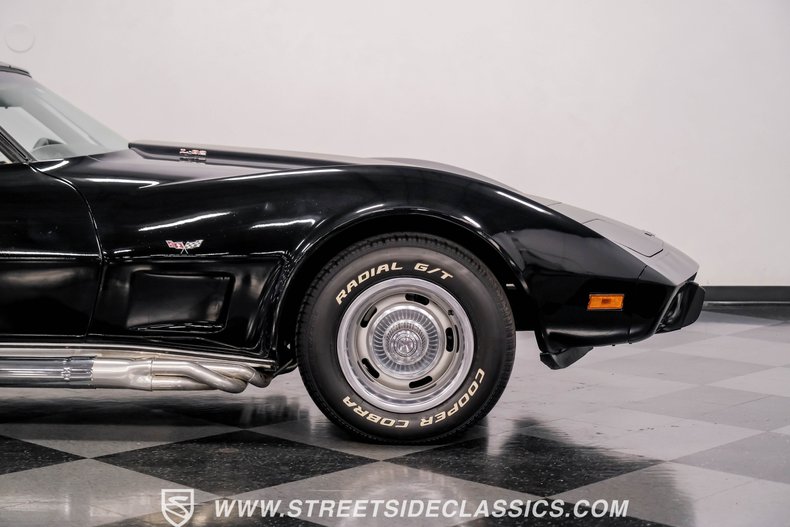 Chevrolet-Corvette-1977-Black-Smoke-Gray-32