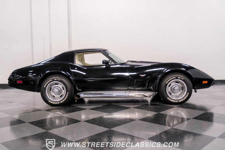 Chevrolet-Corvette-1977-Black-Smoke-Gray-38