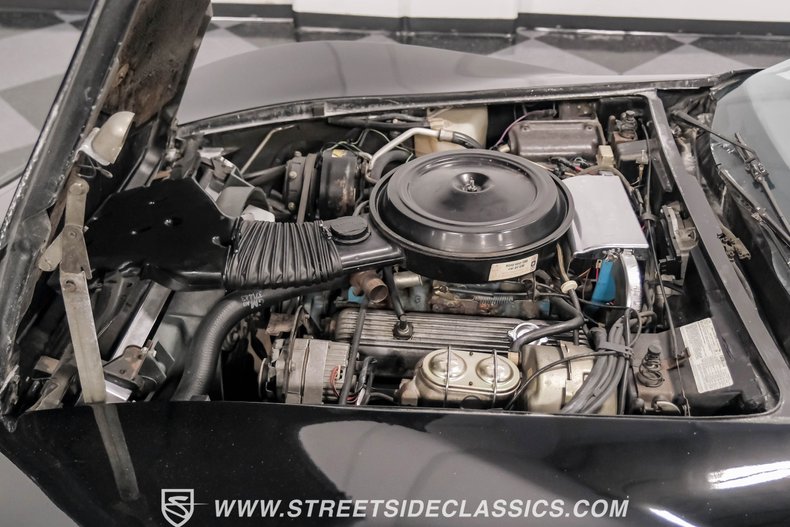 Chevrolet-Corvette-1977-Black-Smoke-Gray-42
