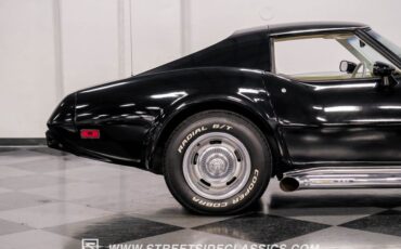 Chevrolet-Corvette-1977-Black-Smoke-Gray-6