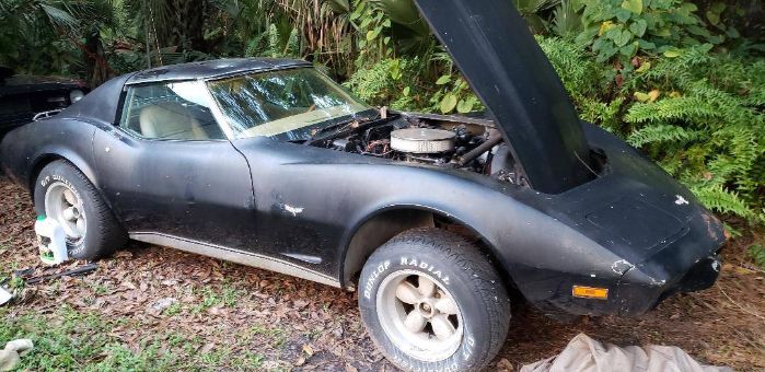 Chevrolet-Corvette-1977-Black-Tan-11