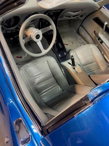 Chevrolet-Corvette-1977-Blue-1
