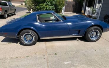 Chevrolet-Corvette-1977-Blue