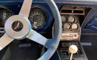 Chevrolet-Corvette-1977-Blue-7