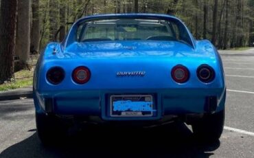 Chevrolet-Corvette-1977-Blue-9