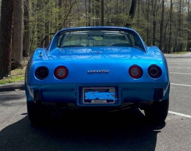 Chevrolet-Corvette-1977-Blue-9