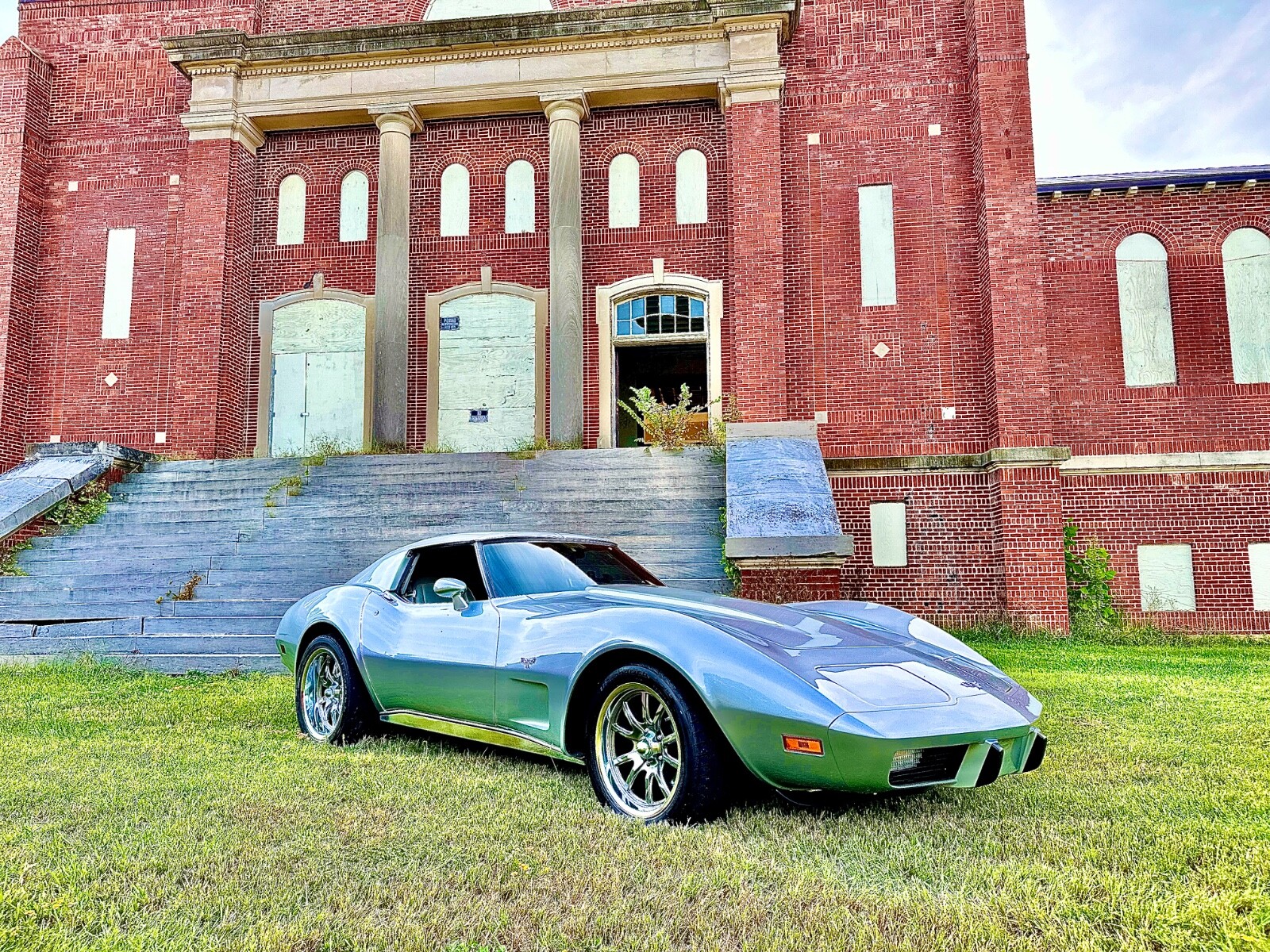 Chevrolet-Corvette-1977-Coupe-1