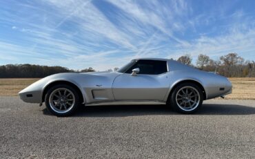 Chevrolet-Corvette-1977-Coupe-14