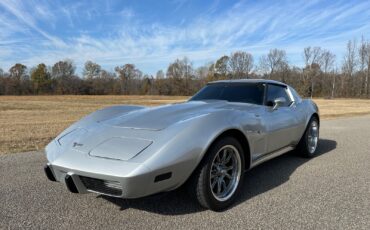 Chevrolet-Corvette-1977-Coupe-22