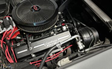 Chevrolet-Corvette-1977-Coupe-28