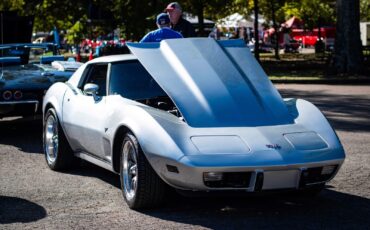 Chevrolet-Corvette-1977-Coupe-5