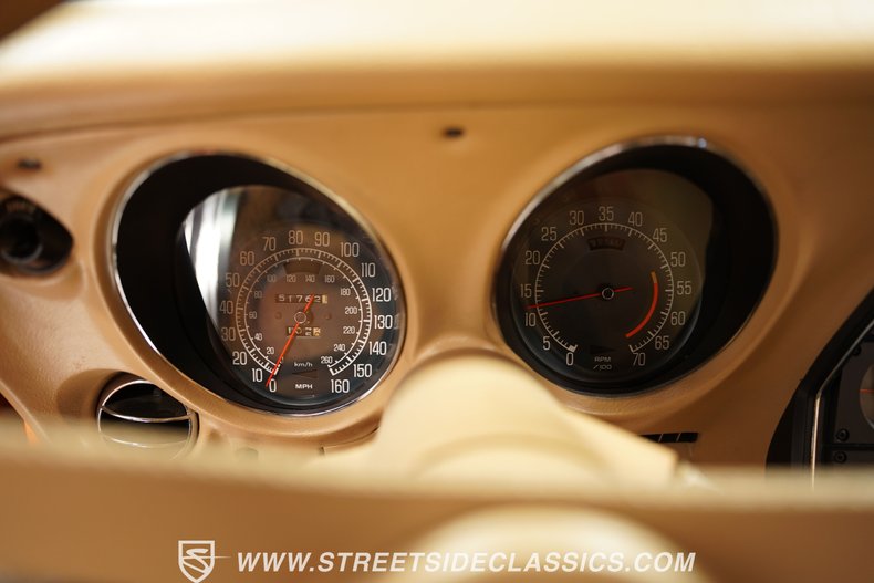 Chevrolet-Corvette-1977-Orange-Metallic-Buckskin-Tan-11