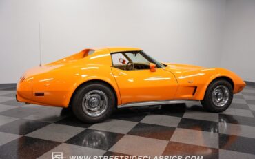 Chevrolet-Corvette-1977-Orange-Metallic-Buckskin-Tan-22