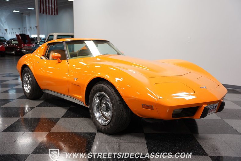 Chevrolet-Corvette-1977-Orange-Metallic-Buckskin-Tan-25