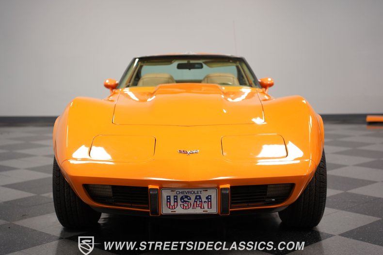 Chevrolet-Corvette-1977-Orange-Metallic-Buckskin-Tan-27