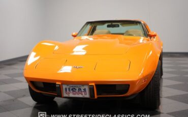 Chevrolet-Corvette-1977-Orange-Metallic-Buckskin-Tan-30
