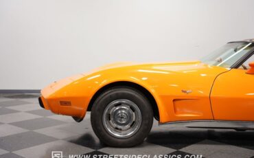 Chevrolet-Corvette-1977-Orange-Metallic-Buckskin-Tan-32