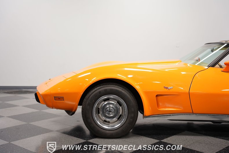 Chevrolet-Corvette-1977-Orange-Metallic-Buckskin-Tan-32