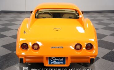 Chevrolet-Corvette-1977-Orange-Metallic-Buckskin-Tan-36