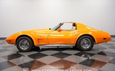 Chevrolet-Corvette-1977-Orange-Metallic-Buckskin-Tan