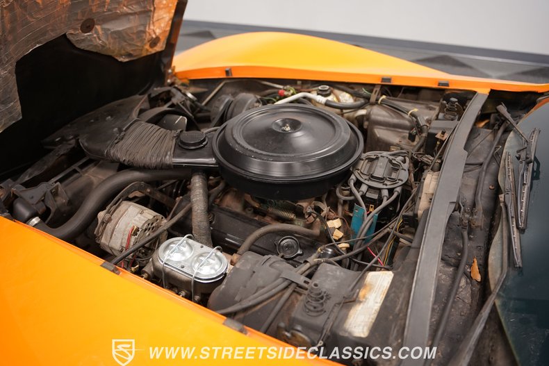 Chevrolet-Corvette-1977-Orange-Metallic-Buckskin-Tan-39