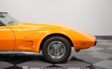 Chevrolet-Corvette-1977-Orange-Metallic-Buckskin-Tan-8