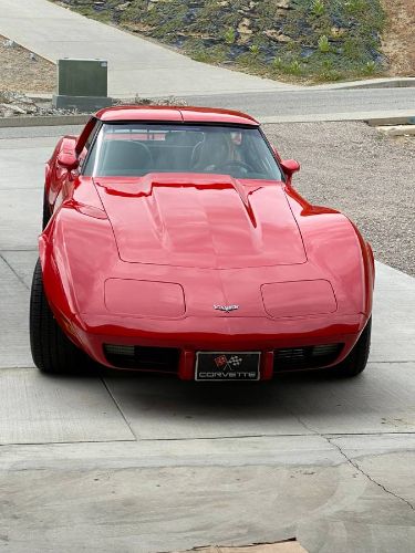 Chevrolet-Corvette-1977-Red-1