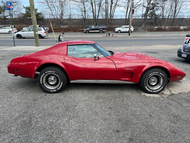 Chevrolet-Corvette-1977-Red-17