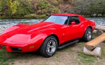 Chevrolet-Corvette-1977-Red