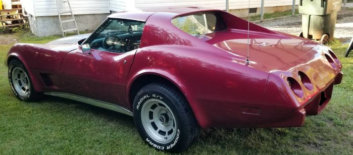 Chevrolet-Corvette-1977-Red-2