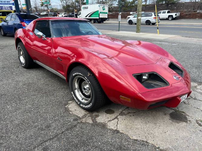 Chevrolet-Corvette-1977-Red-3