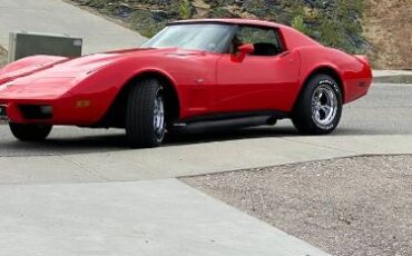 Chevrolet-Corvette-1977-Red-4