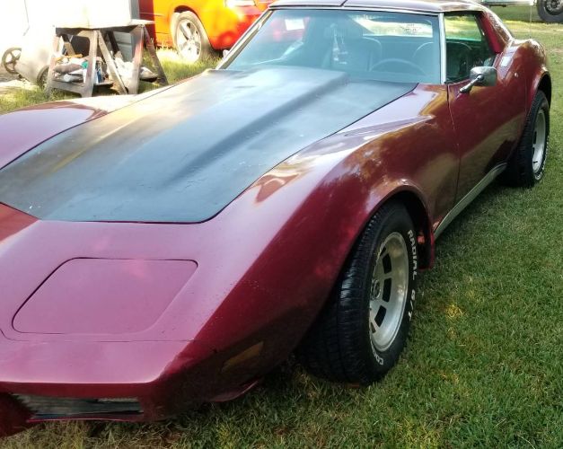 Chevrolet-Corvette-1977-Red-4