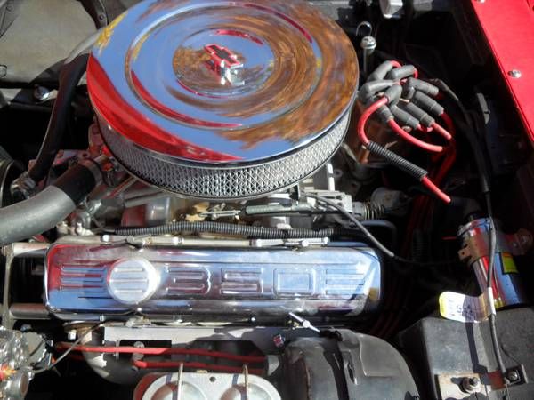 Chevrolet-Corvette-1977-Red-5